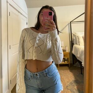 Brandy Melville cropped sweater